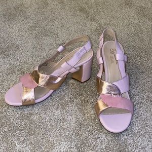 NEW Seychelles Pink Metallic Rose Gold Heels - Sz 8.5